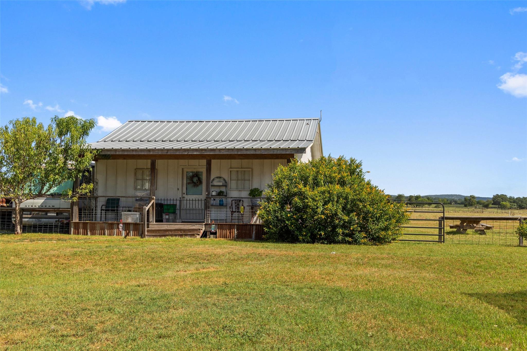 3764 Ranch Road 1623 None Property Photo 18