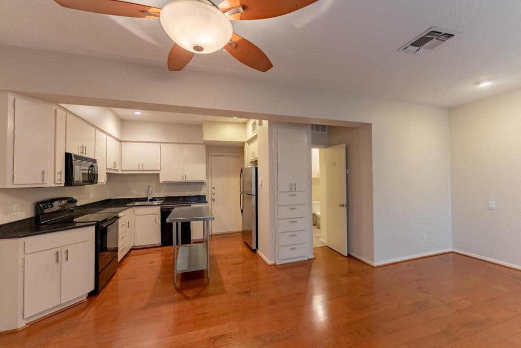 2612 San Pedro St #103 Property Photo 4