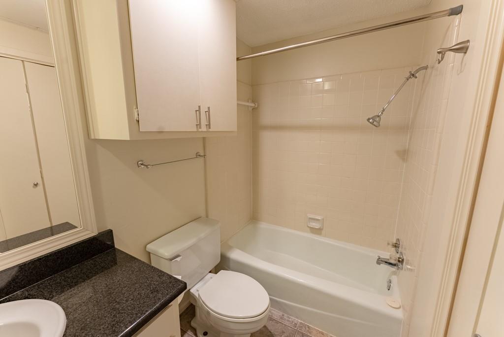 2612 San Pedro St #103 Property Photo 11