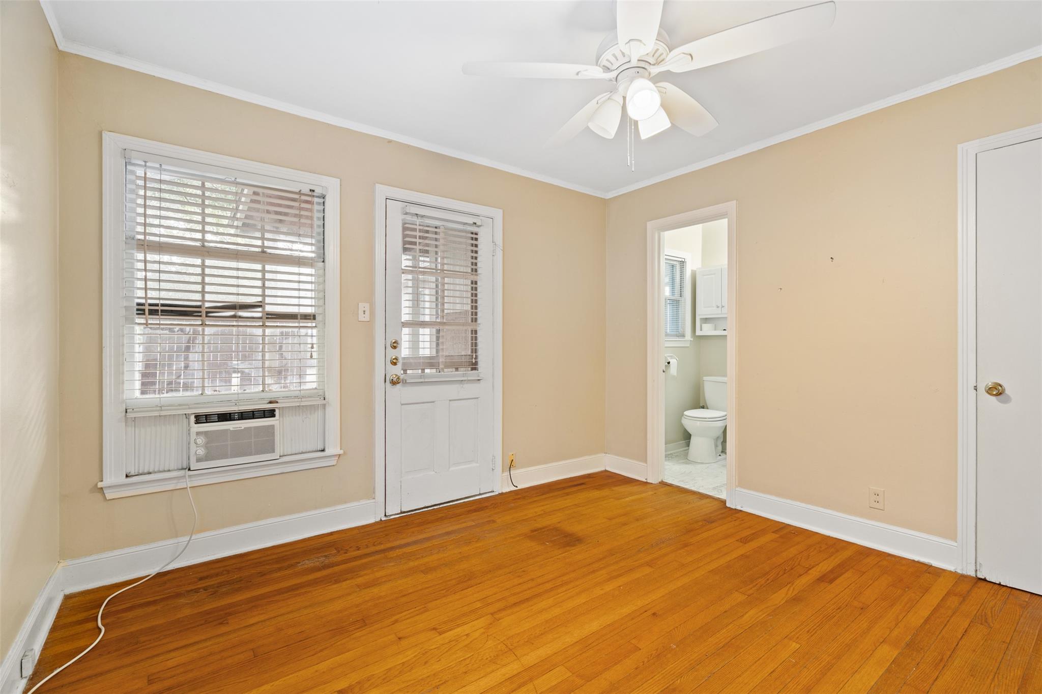1911 W 38th Street None #a Property Photo 14