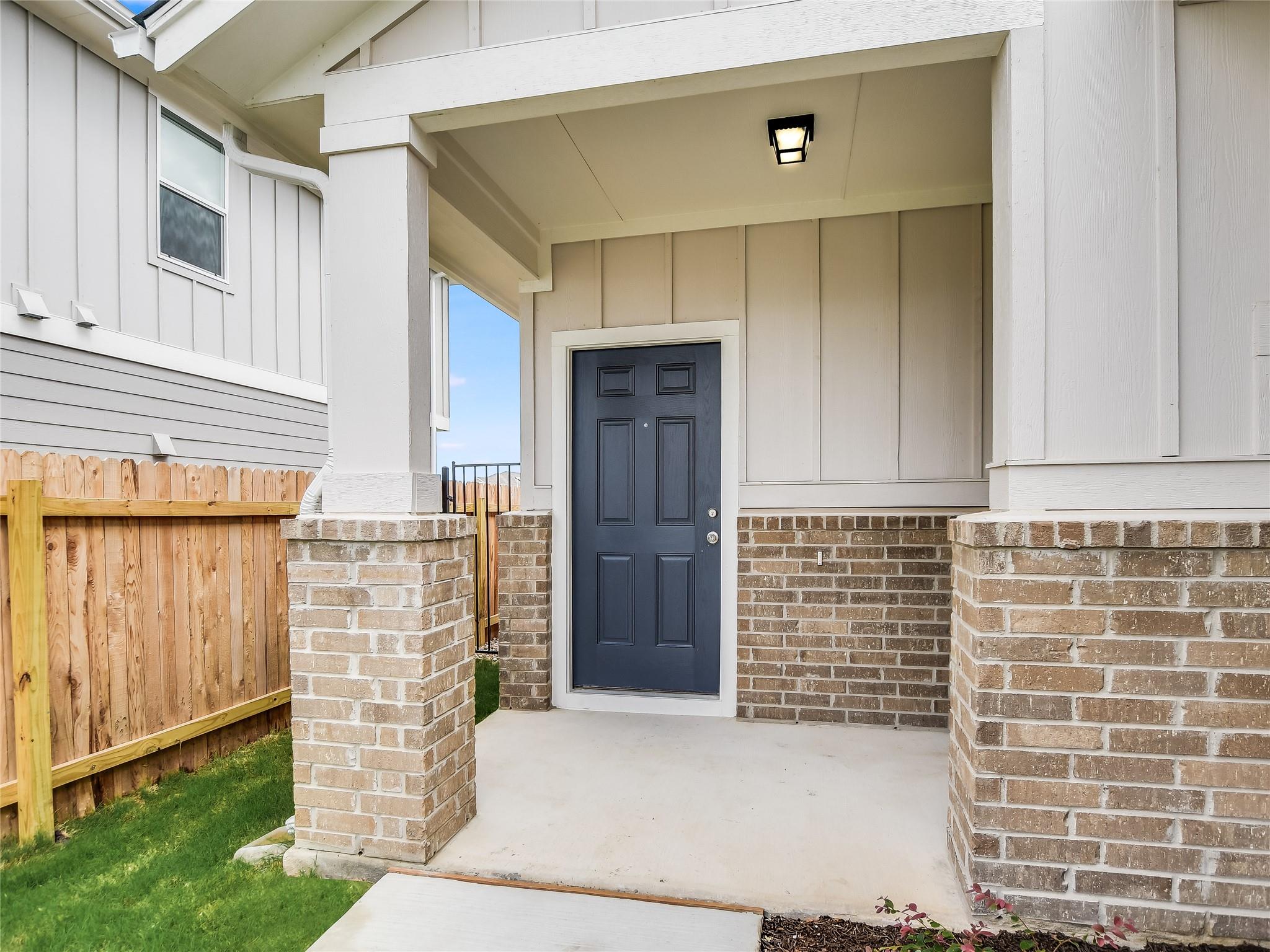 6402 Arden Falls Dr Property Photo 6