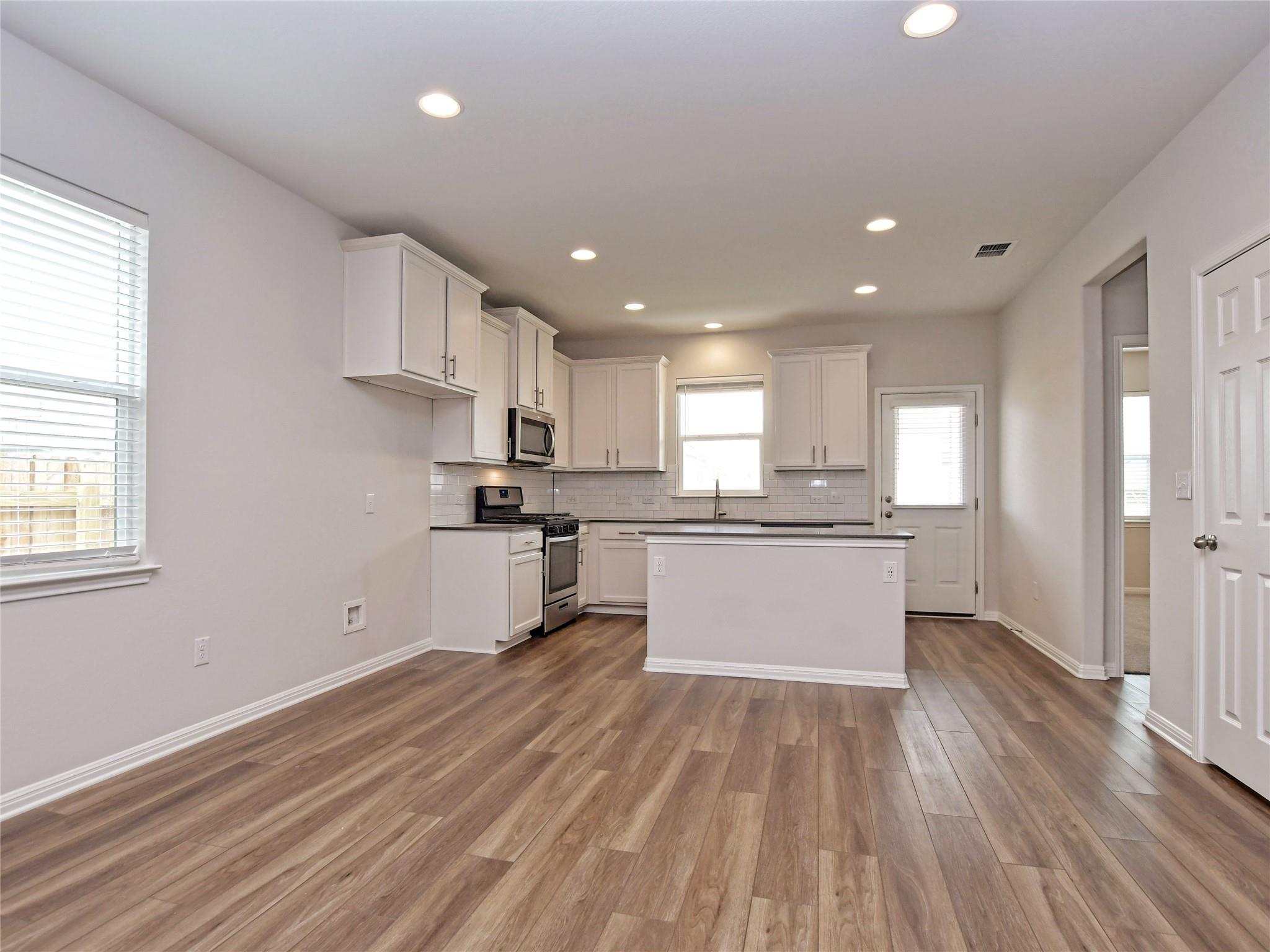 6402 Arden Falls Dr Property Photo 11