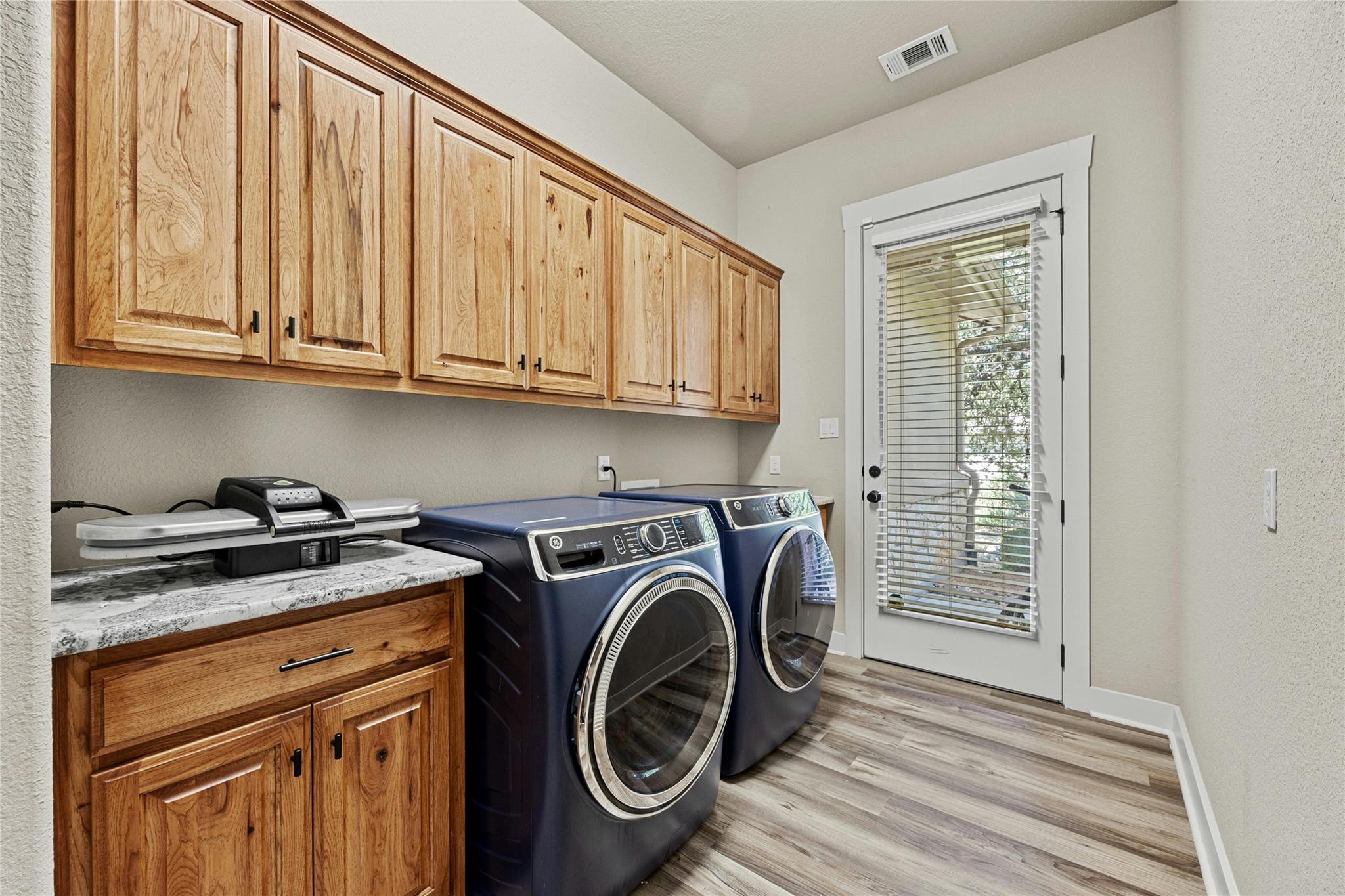 101 Aldea St Property Photo 32