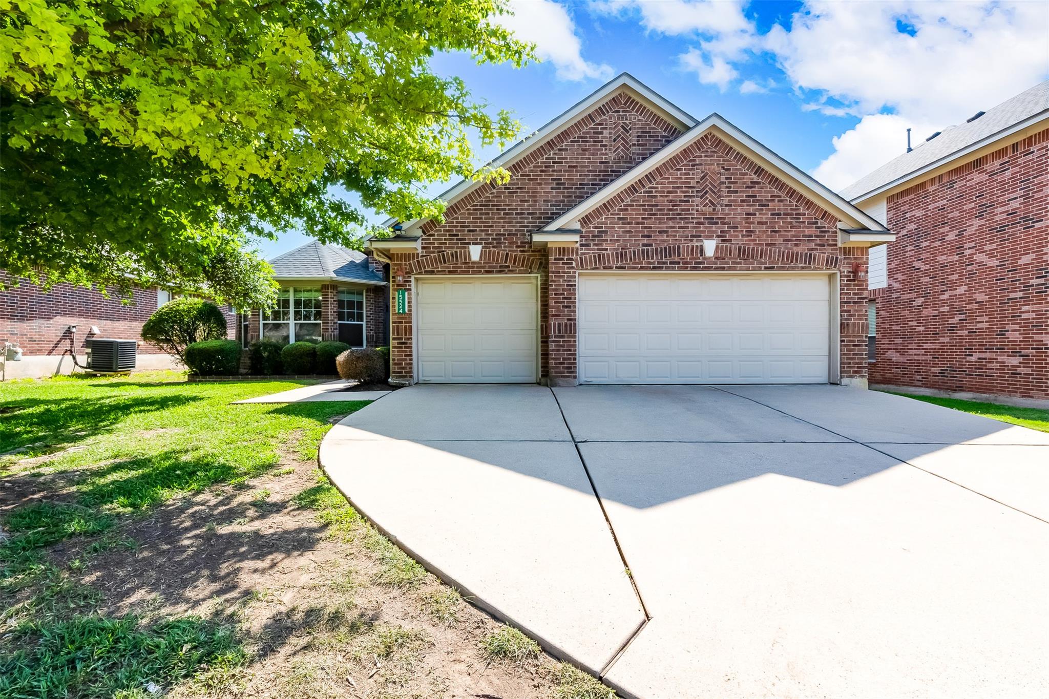 15524 Belfin Dr Property Photo 1