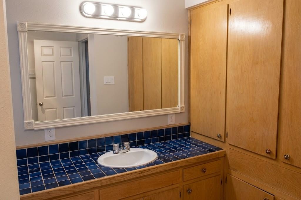4500 Avenue G Ave #b Property Photo 6