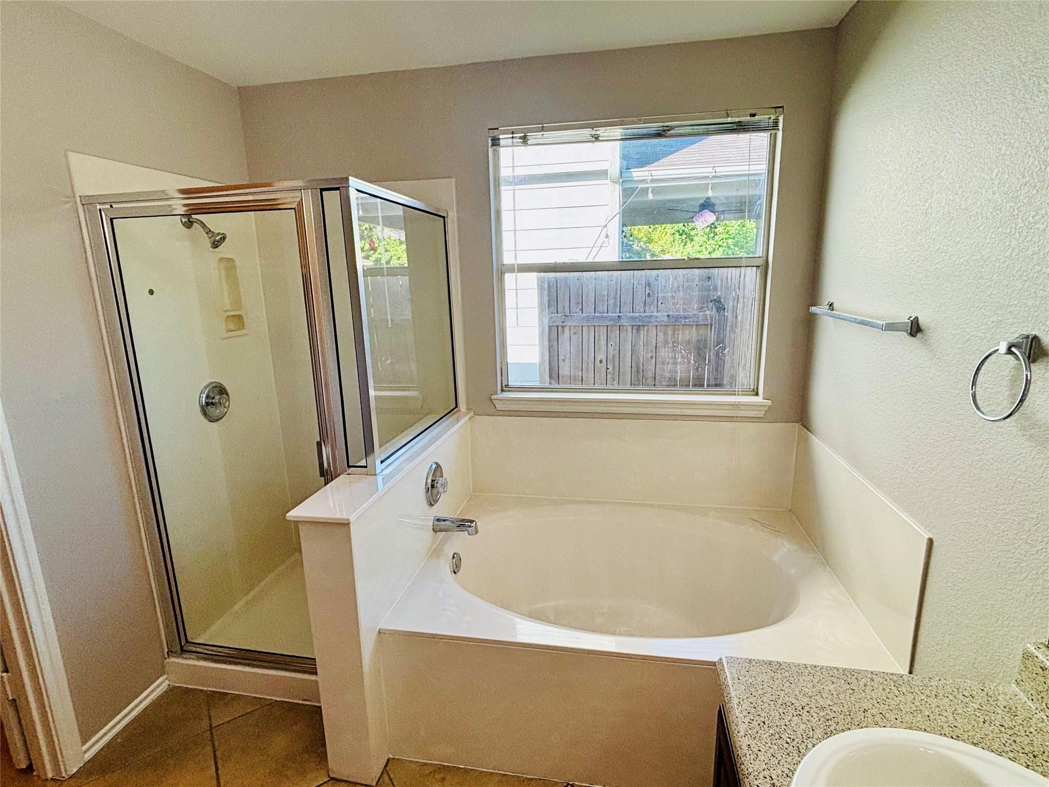 7424 Cayenne Ln Property Photo 10