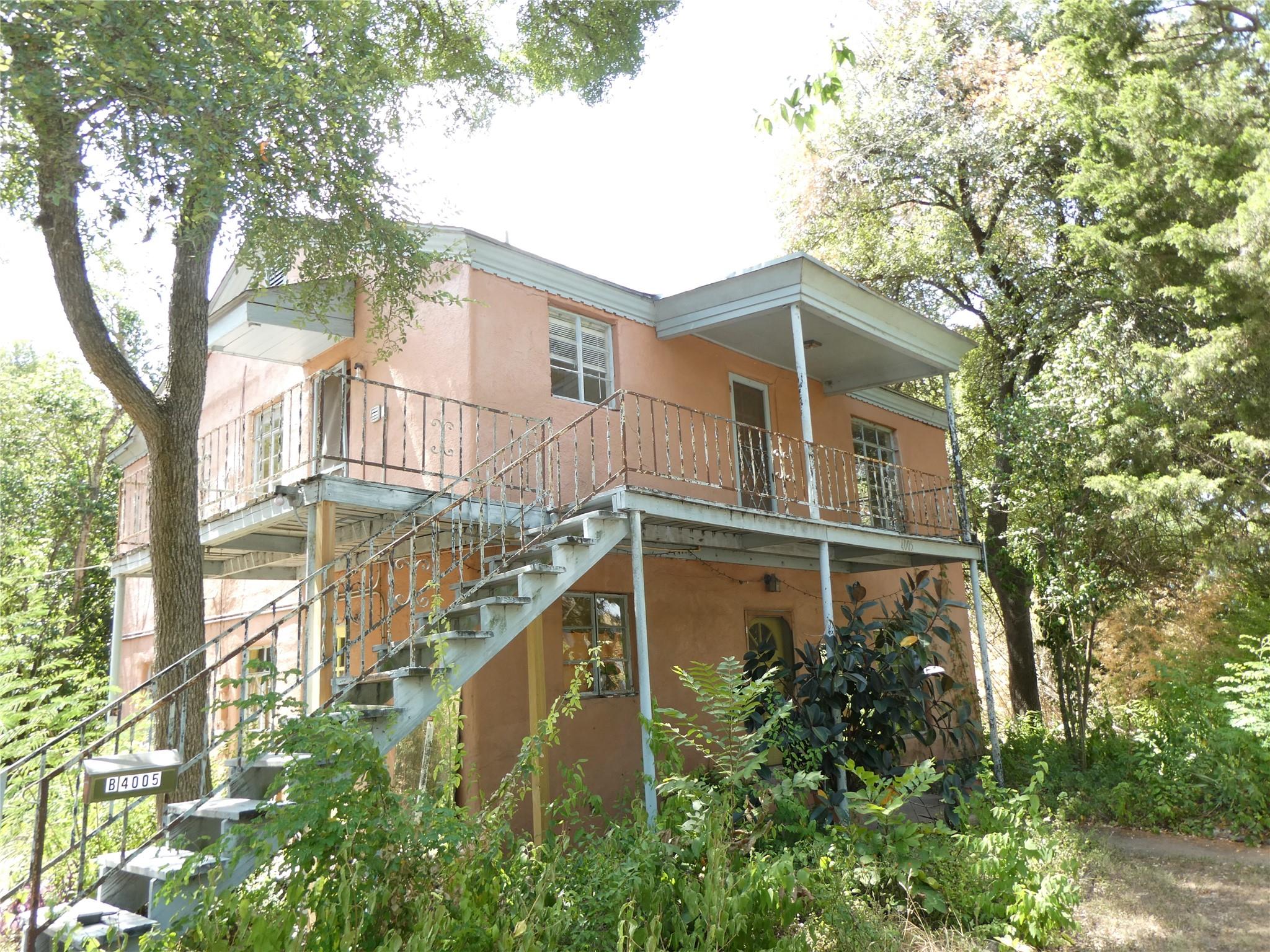 4005 Maplewood Ave #b Property Photo 1