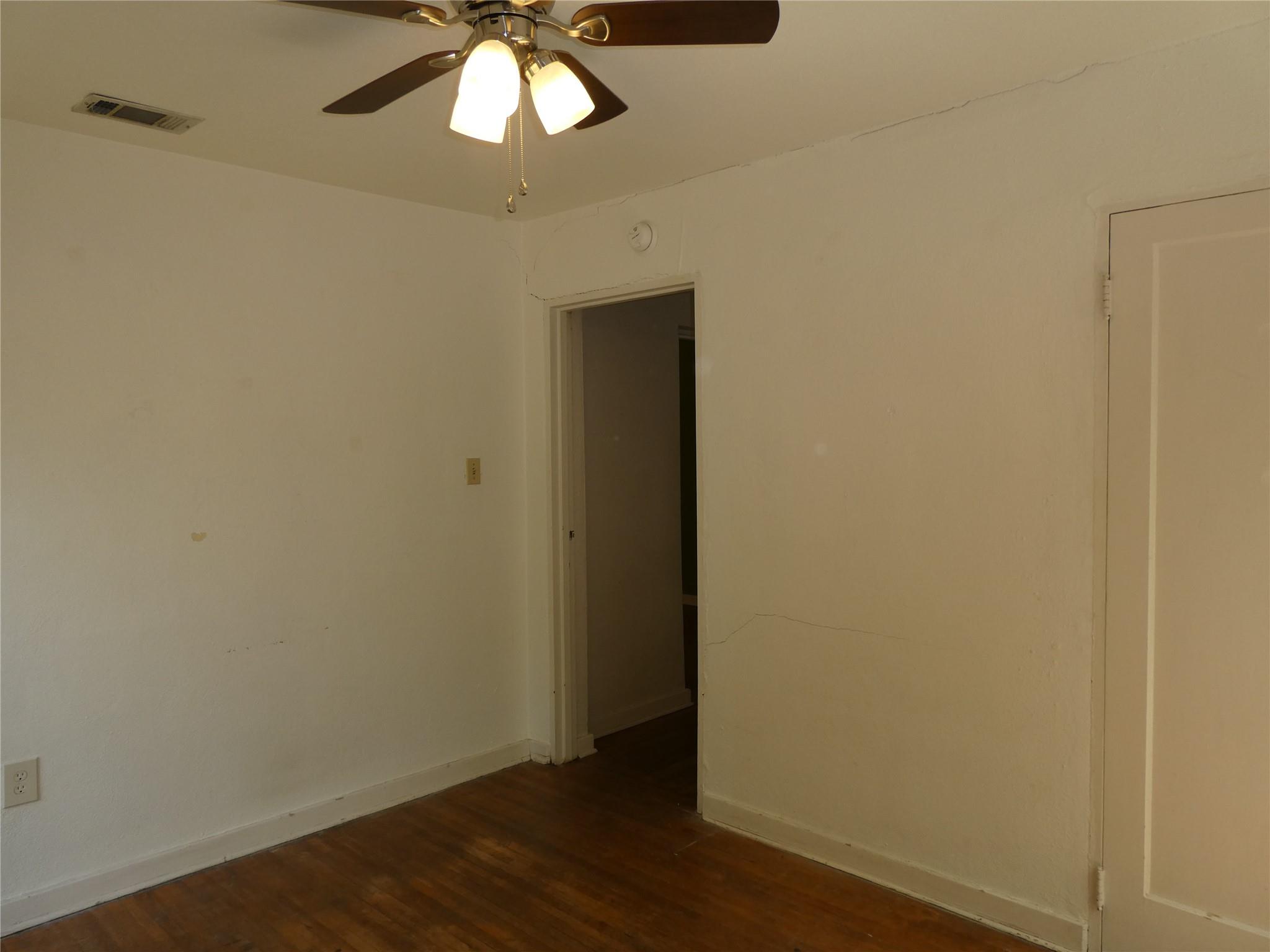 4005 Maplewood Ave #b Property Photo 4
