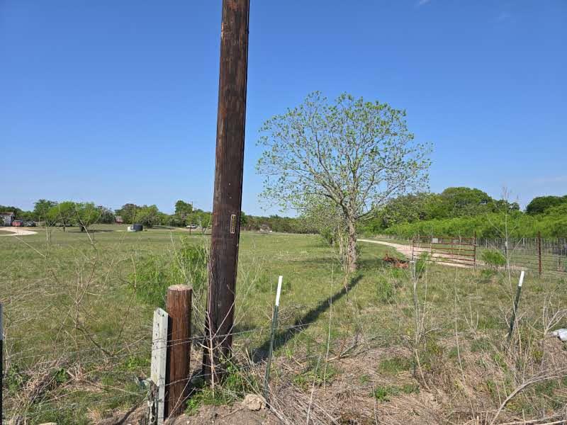 1215 County Road 340 Property Photo 3