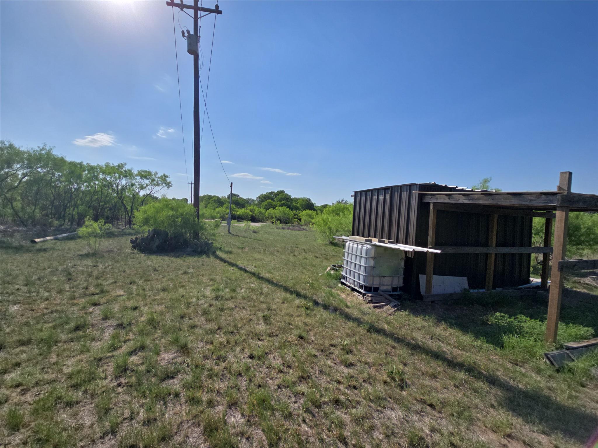 1215 County Road 340 Property Photo 23