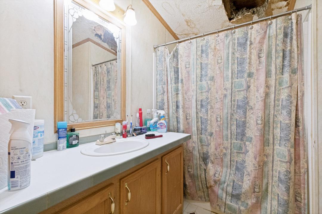 319 Green Oaks Dr Property Photo 9