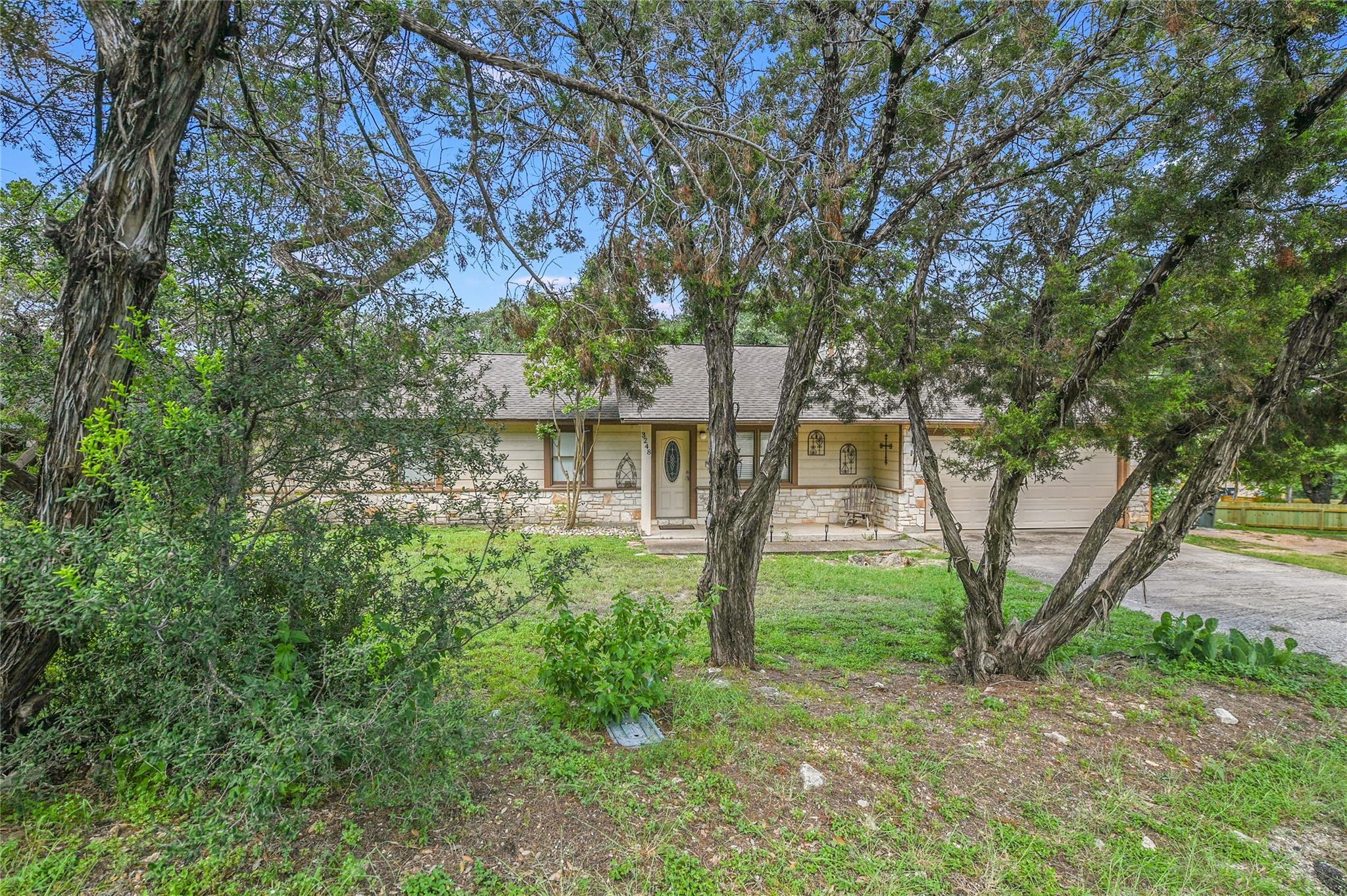 3248 Brass Buttons Trl Property Photo 2