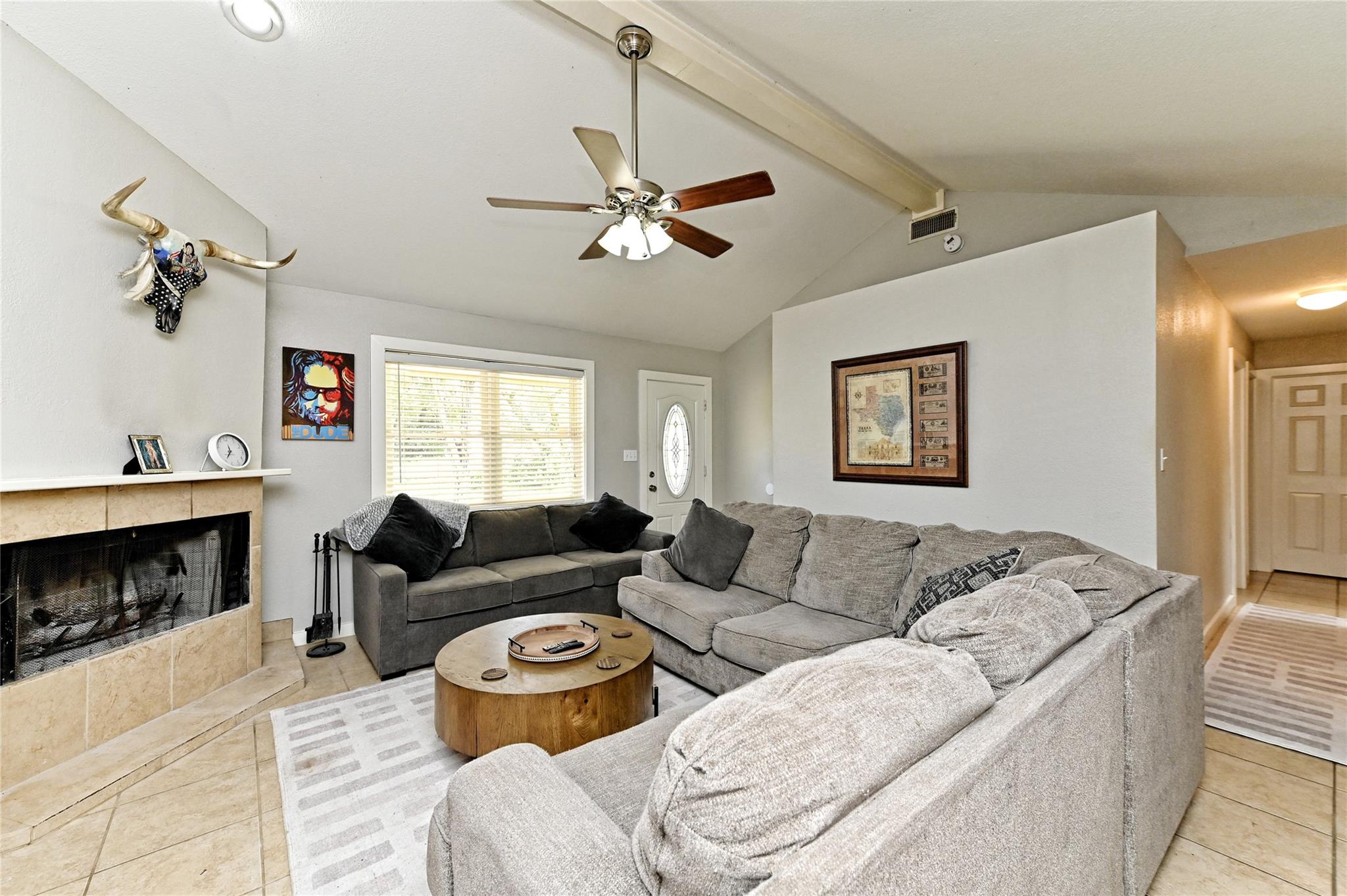3248 Brass Buttons Trl Property Photo 6
