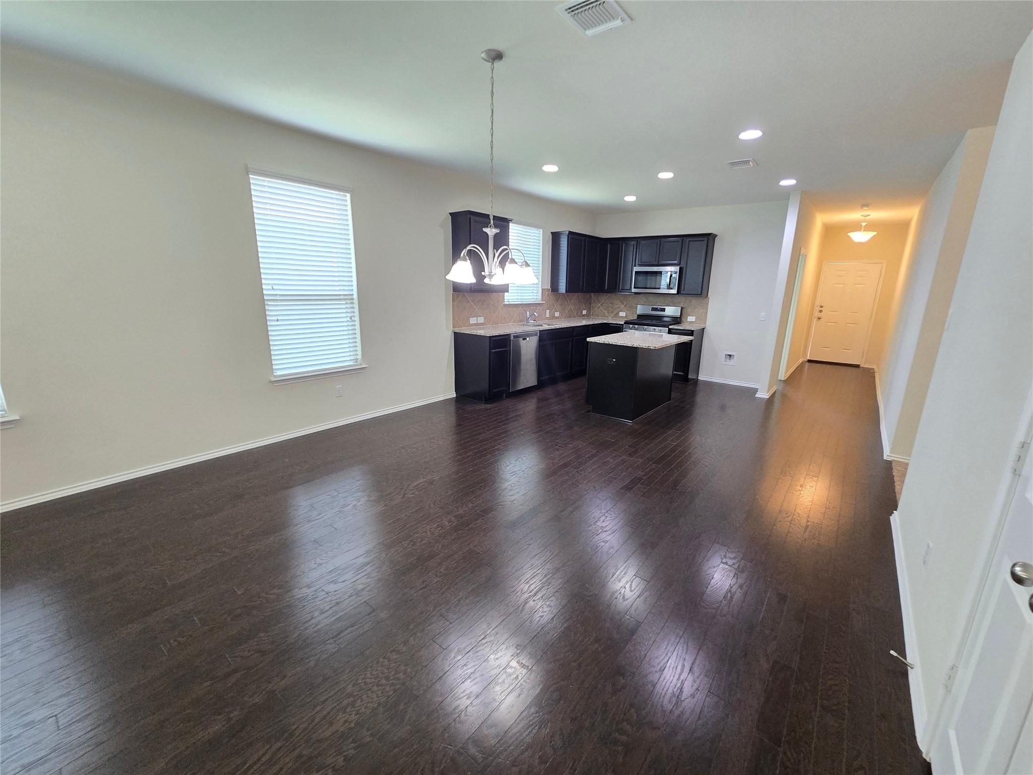 1916 Cliffbrake Way Property Photo 6