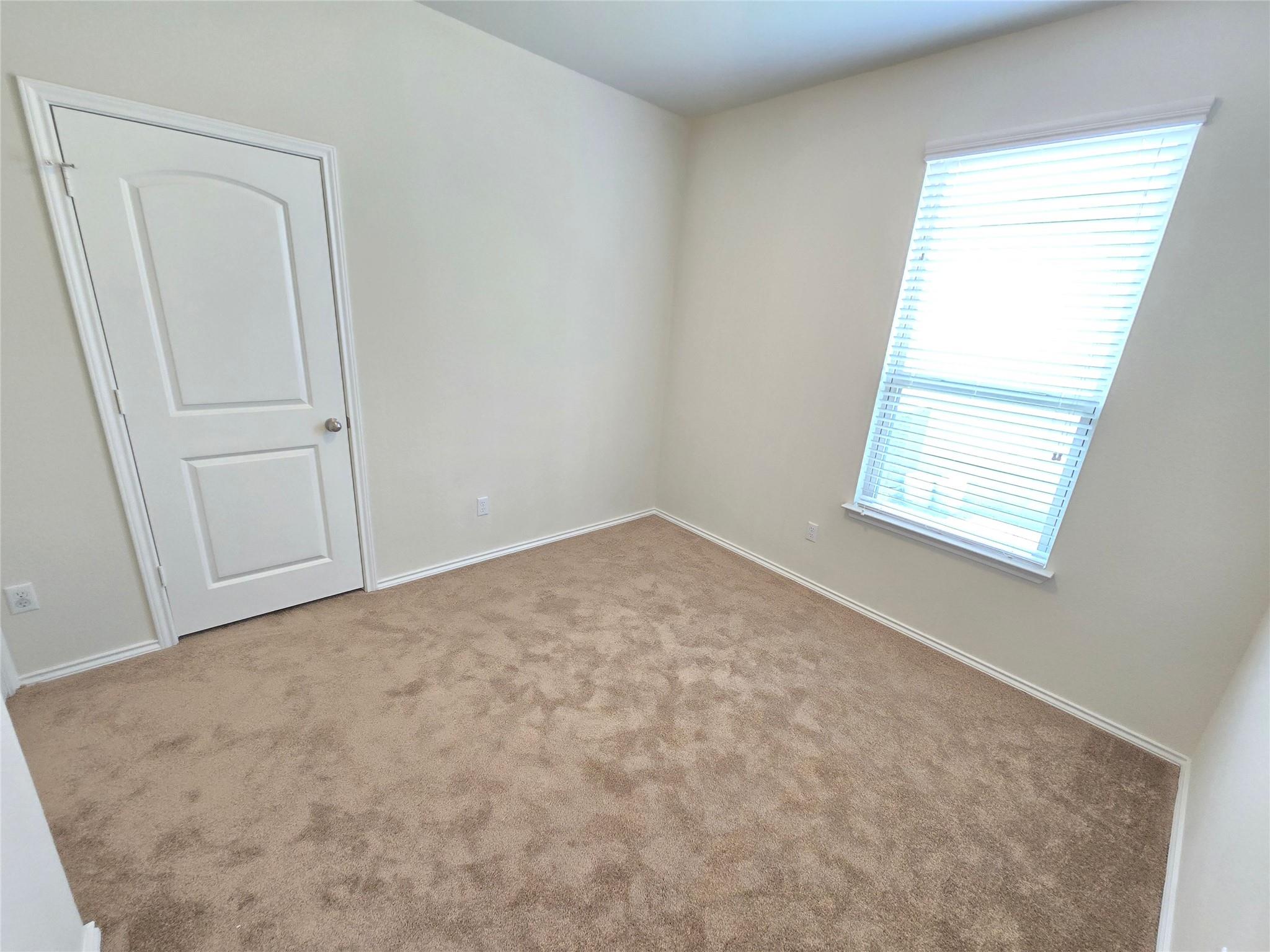 1916 Cliffbrake Way Property Photo 14