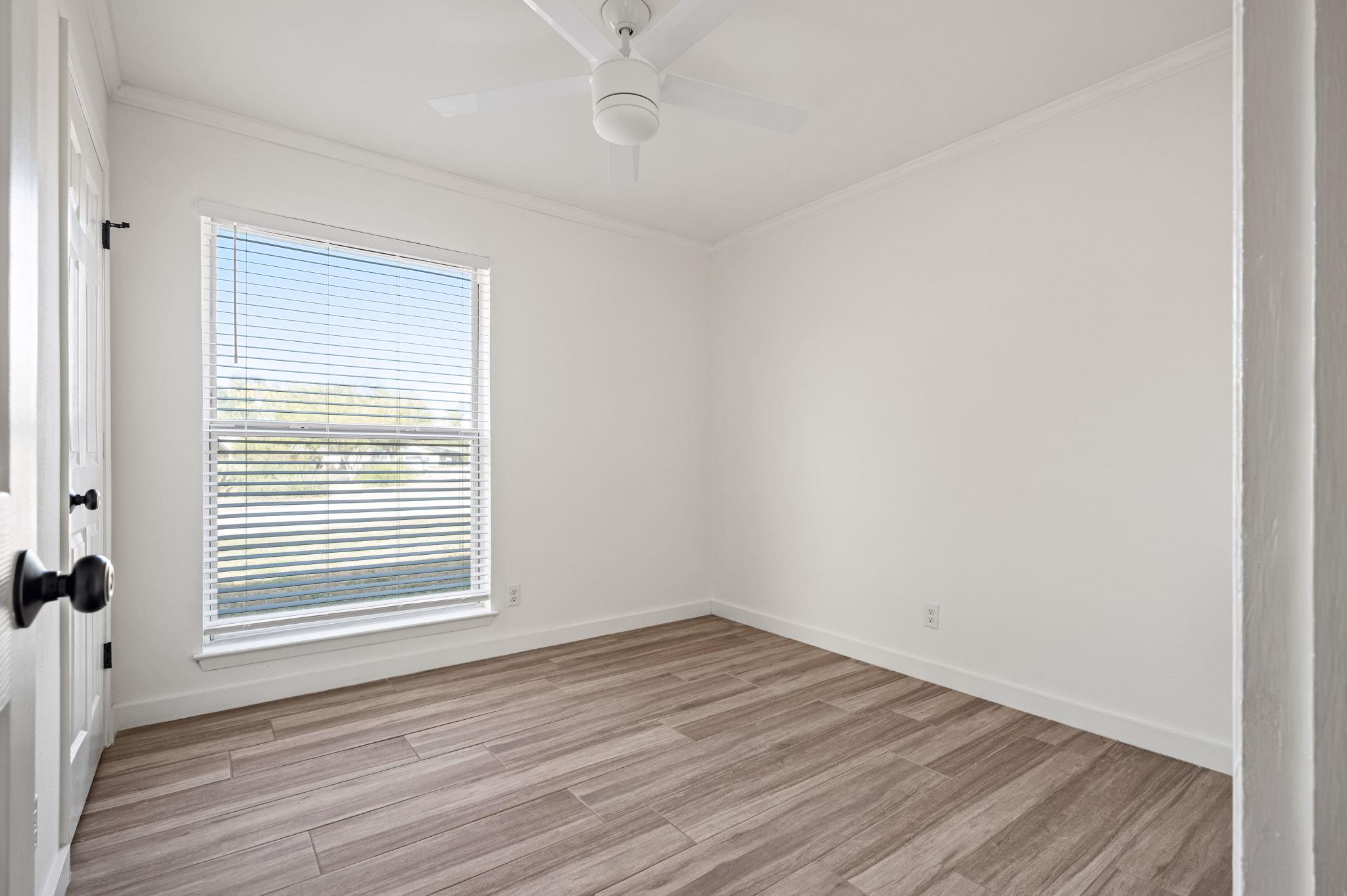 2409 Campden Dr Property Photo 22