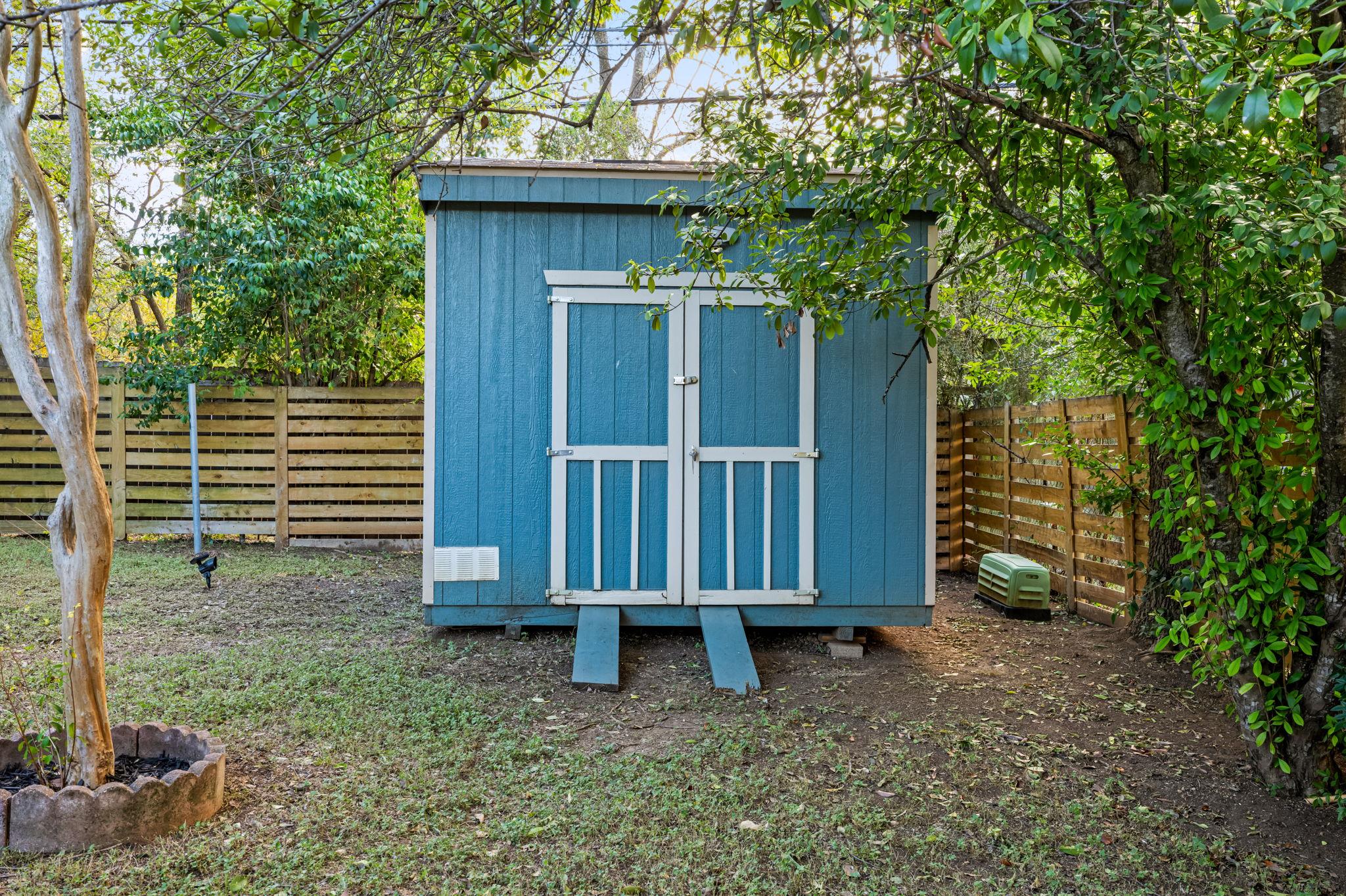 2409 Campden Dr Property Photo 29