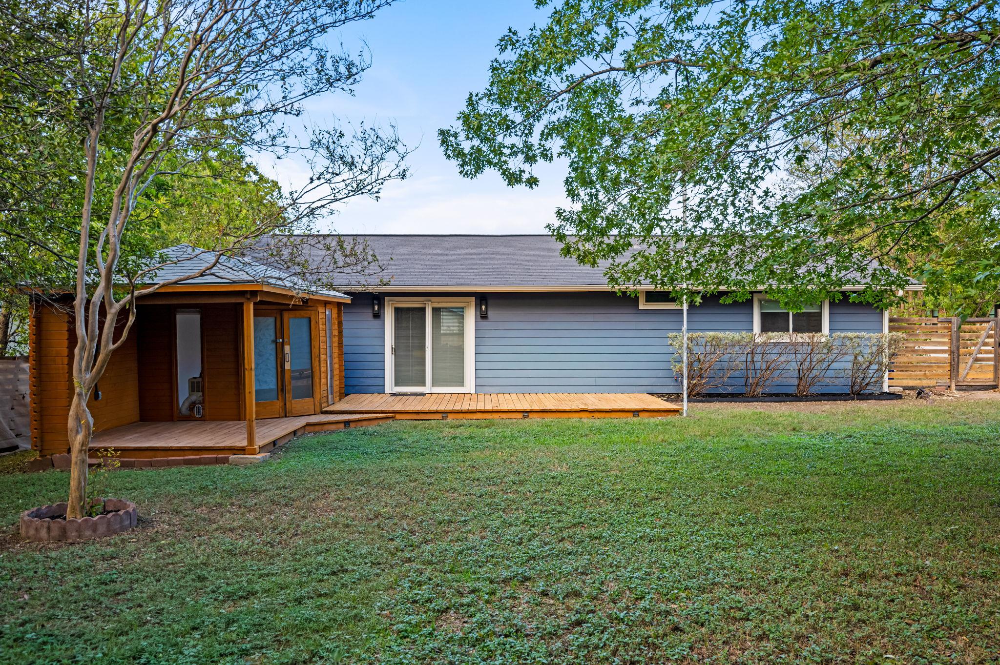 2409 Campden Dr Property Photo 31