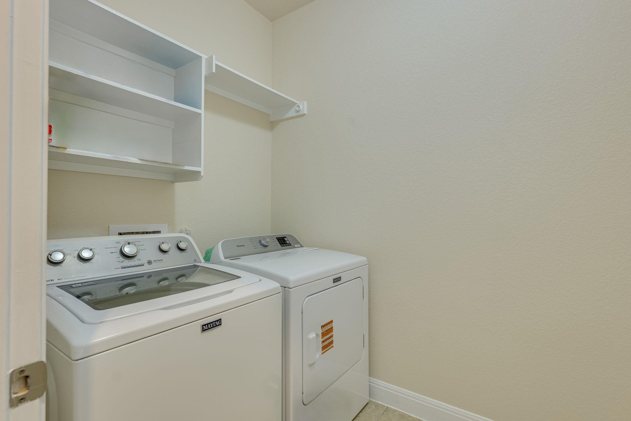 4233 Privacy Hedge St Property Photo 17