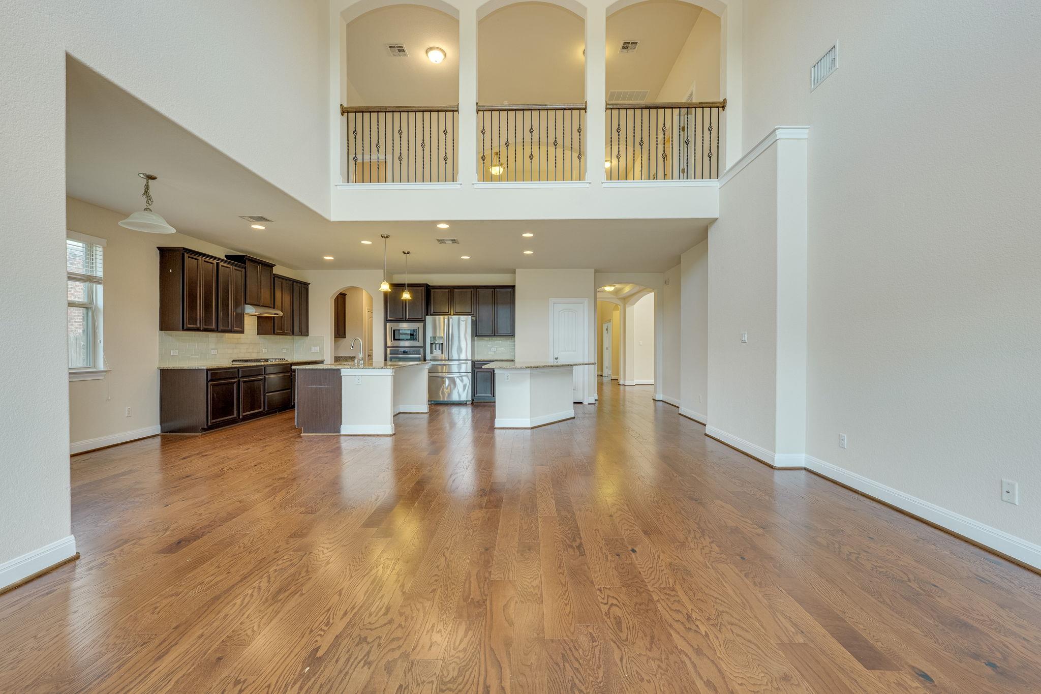 4233 Privacy Hedge St Property Photo 22