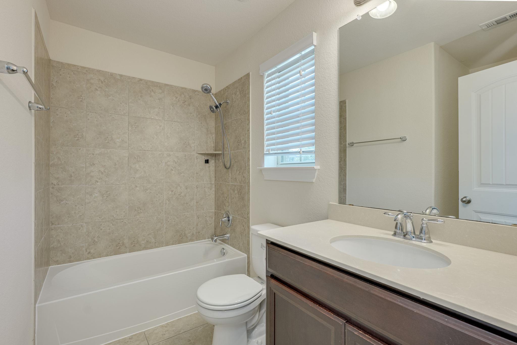 4233 Privacy Hedge St Property Photo 34