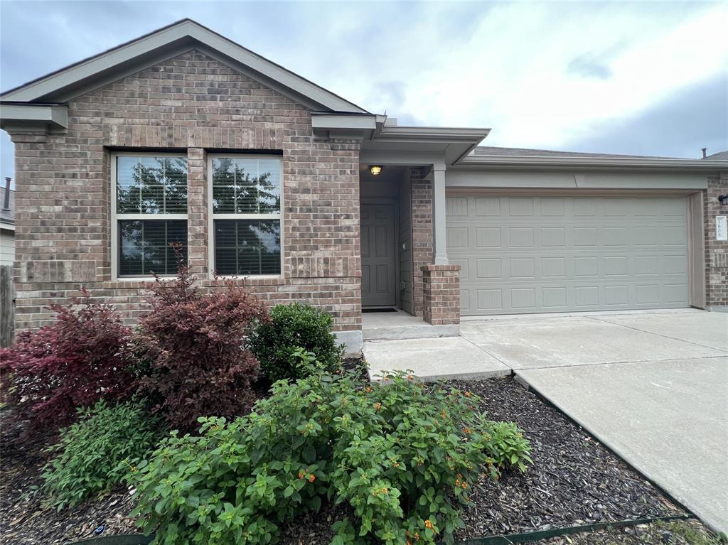 5808 Eden Dr Property Photo 2