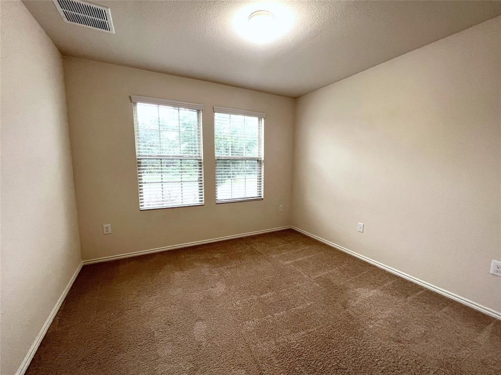 5808 Eden Dr Property Photo 13