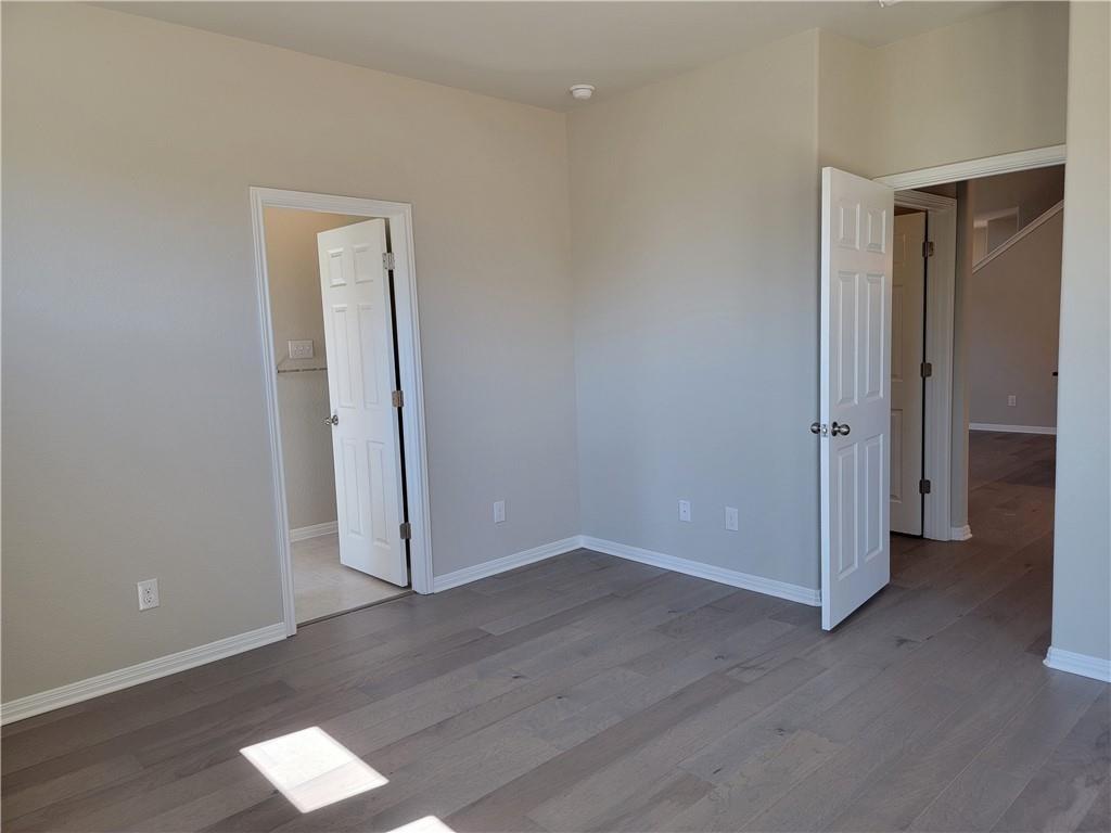 12813 Gilliland Ln Property Photo 13
