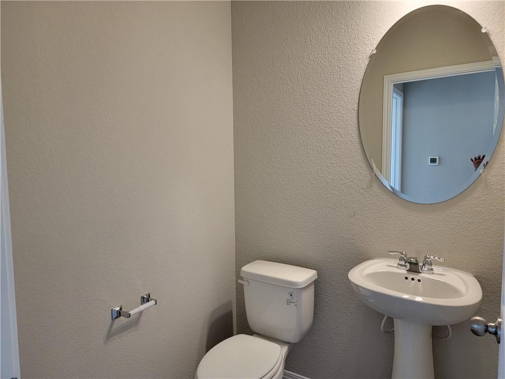 12813 Gilliland Ln Property Photo 18