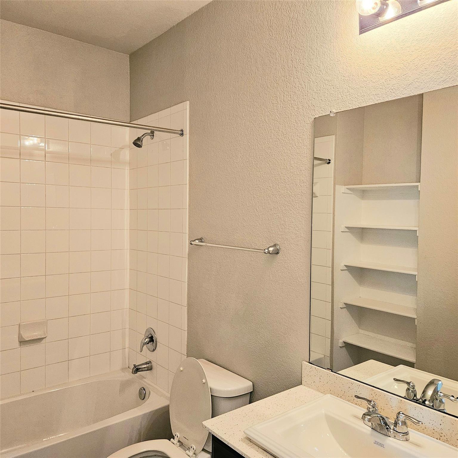613 Donegal Ln Property Photo 10