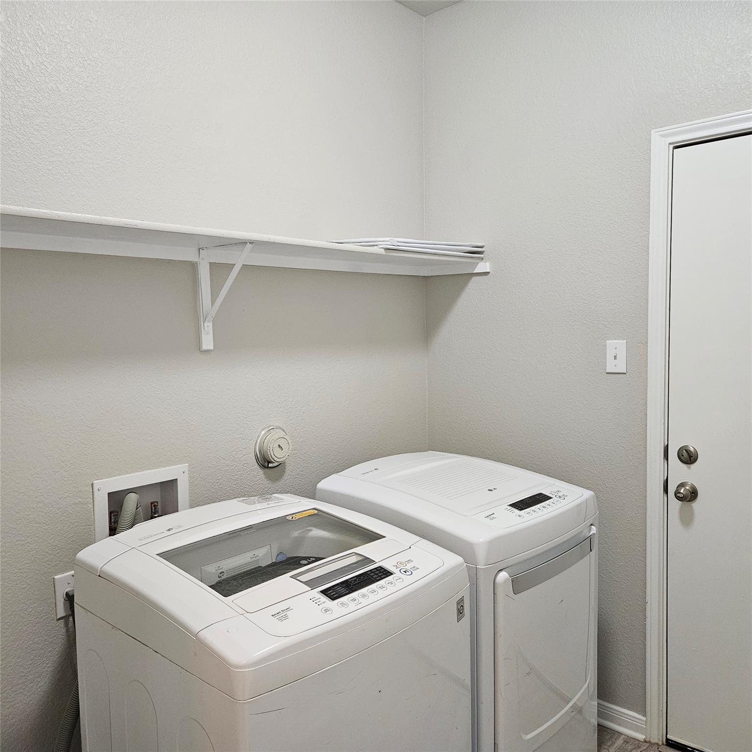 613 Donegal Ln Property Photo 15