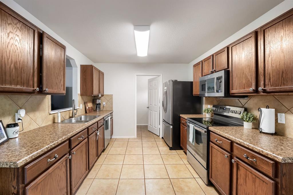 12420 Tay Ter Property Photo 8
