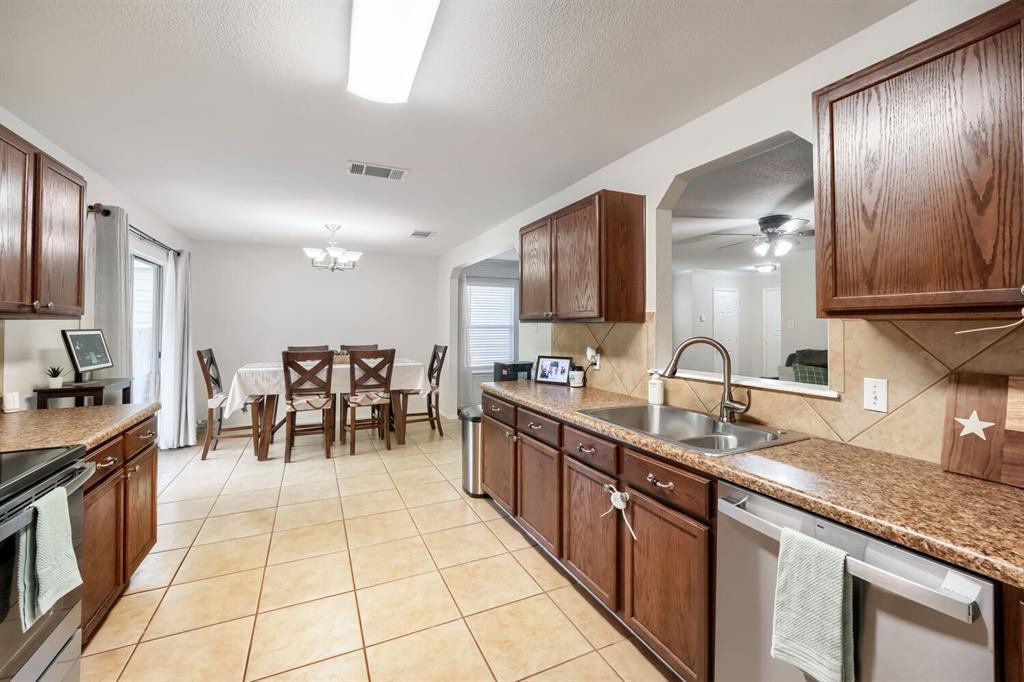 12420 Tay Ter Property Photo 9