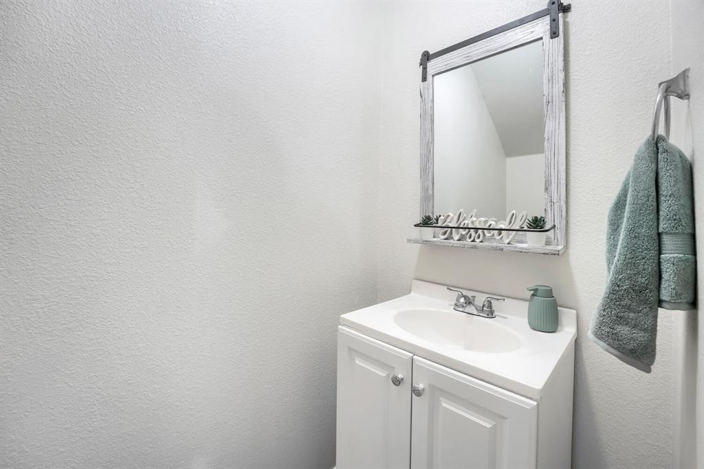 12420 Tay Ter Property Photo 11