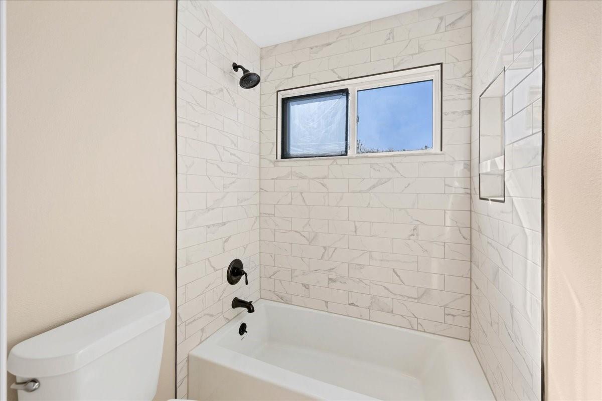 307 Hurst Creek Rd Property Photo 19