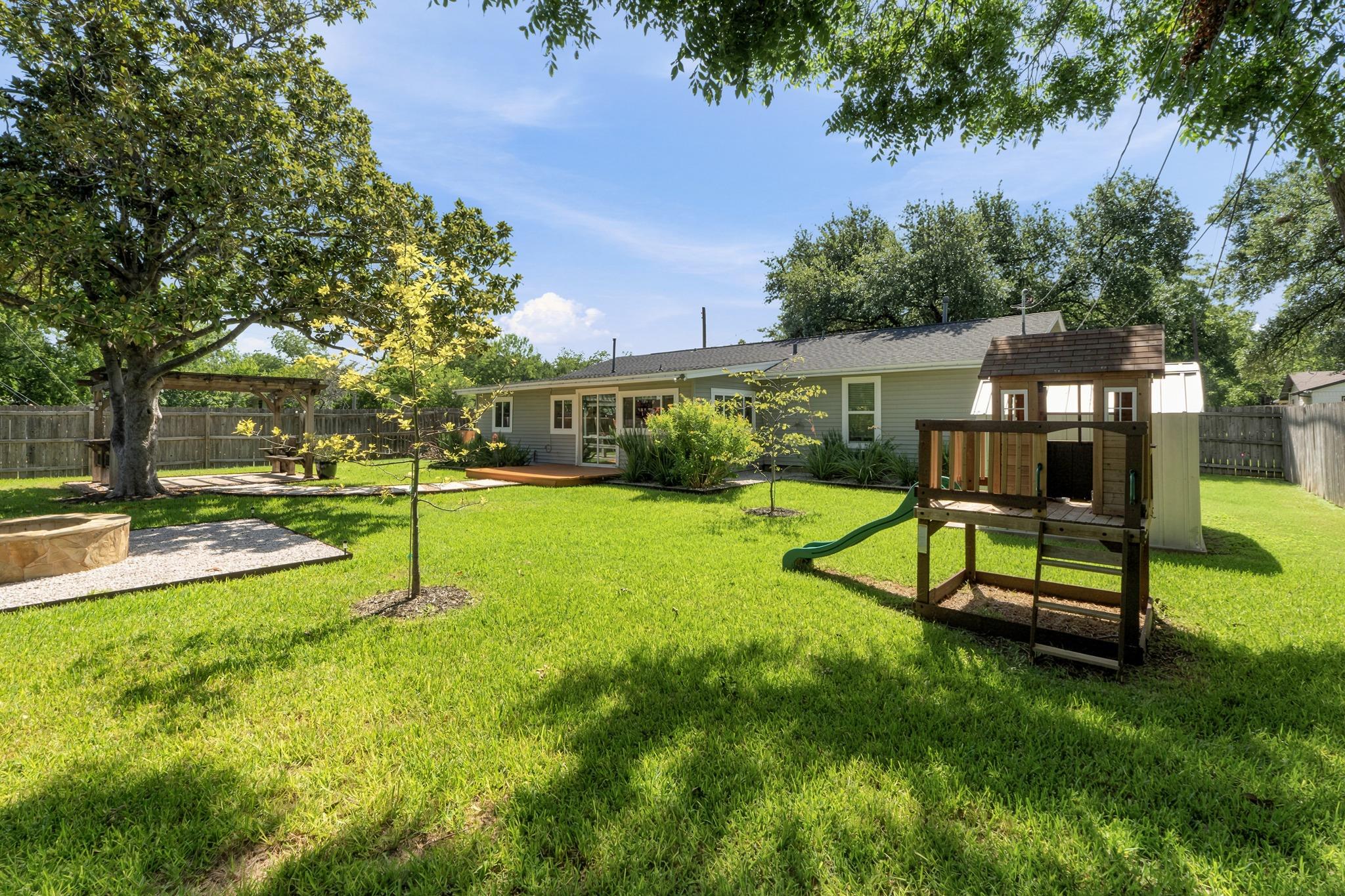 6706 Isabelle Dr Property Photo 27