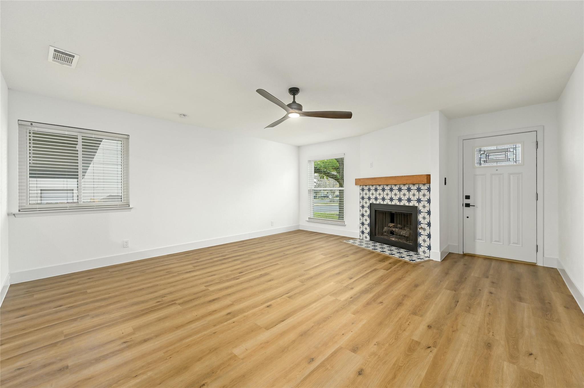 4808 Wind River Rd Property Photo 3