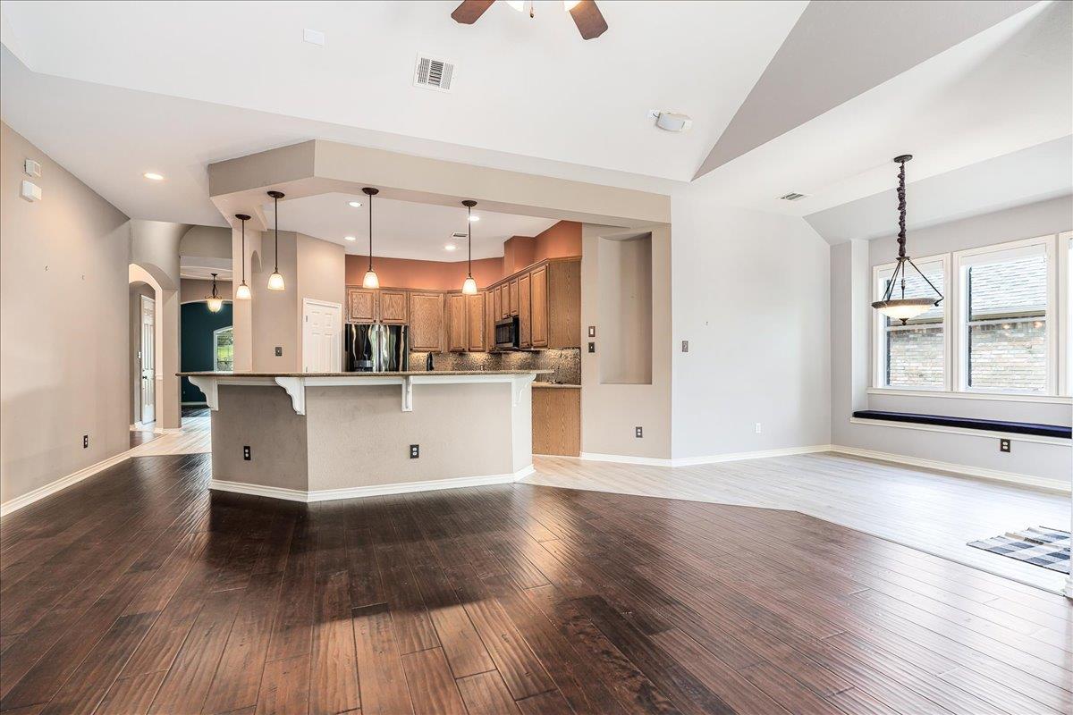 2507 Powderham Ln Property Photo 18