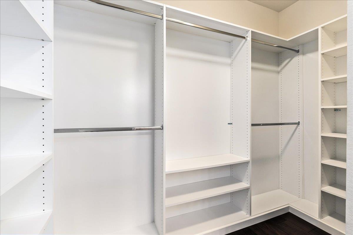 2507 Powderham Ln Property Photo 26