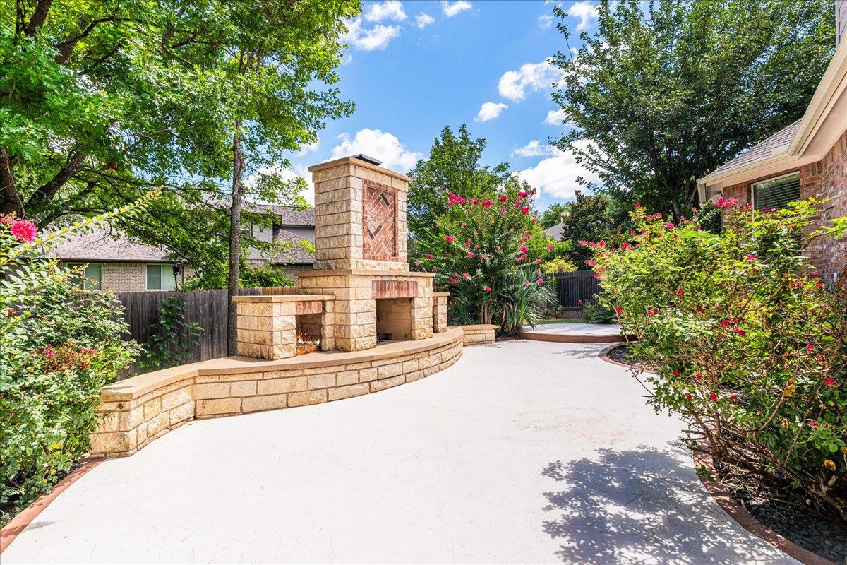 2507 Powderham Ln Property Photo 31