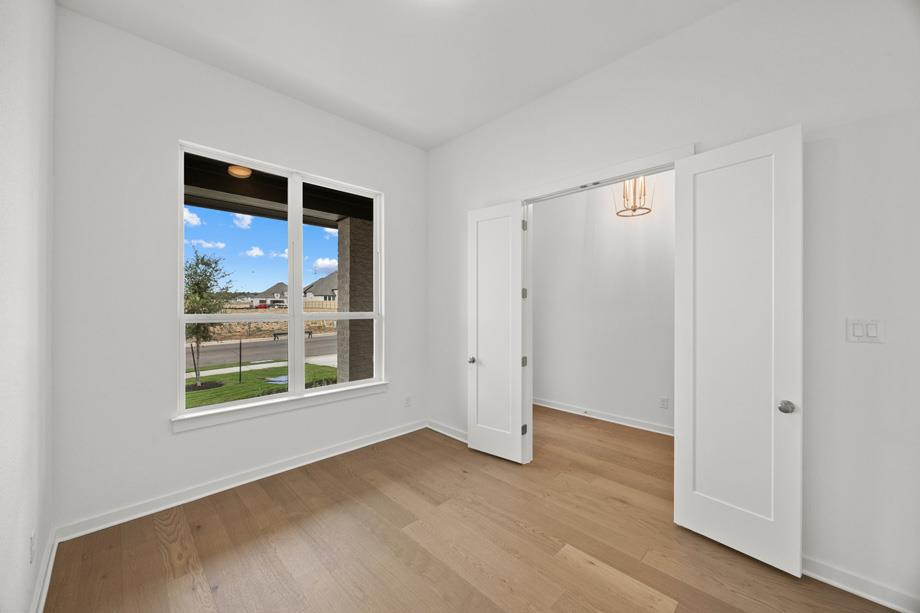 337 Easthaven Bnd Property Photo 17
