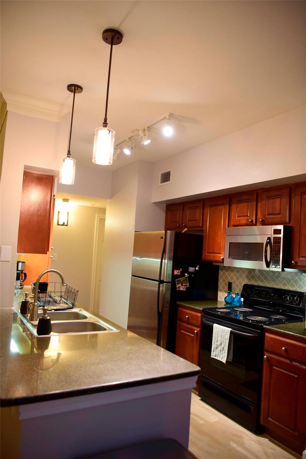 7701 Rialto Blvd #1422 Property Photo 14