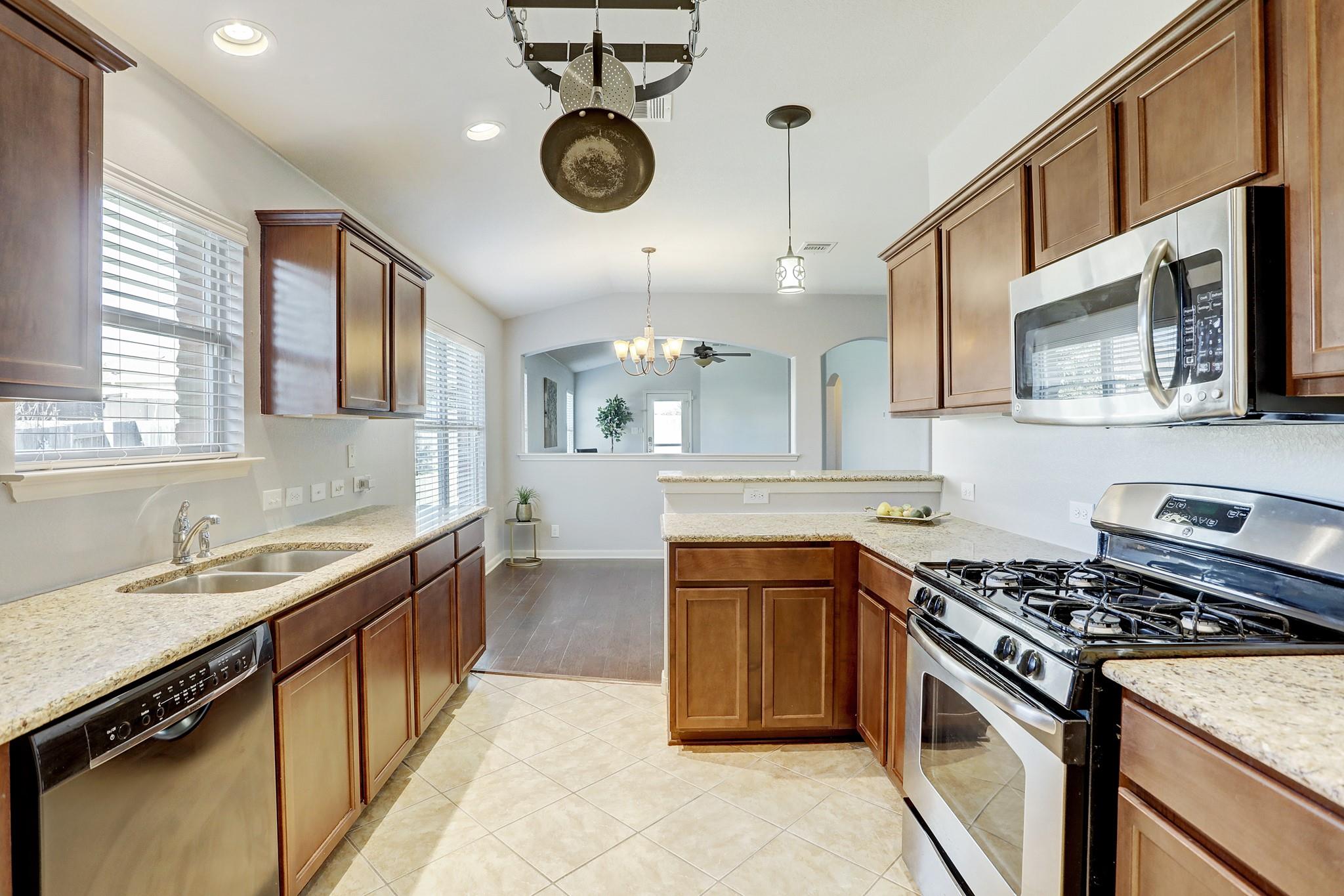 1213 Sunny Meadows Loop Property Photo 16