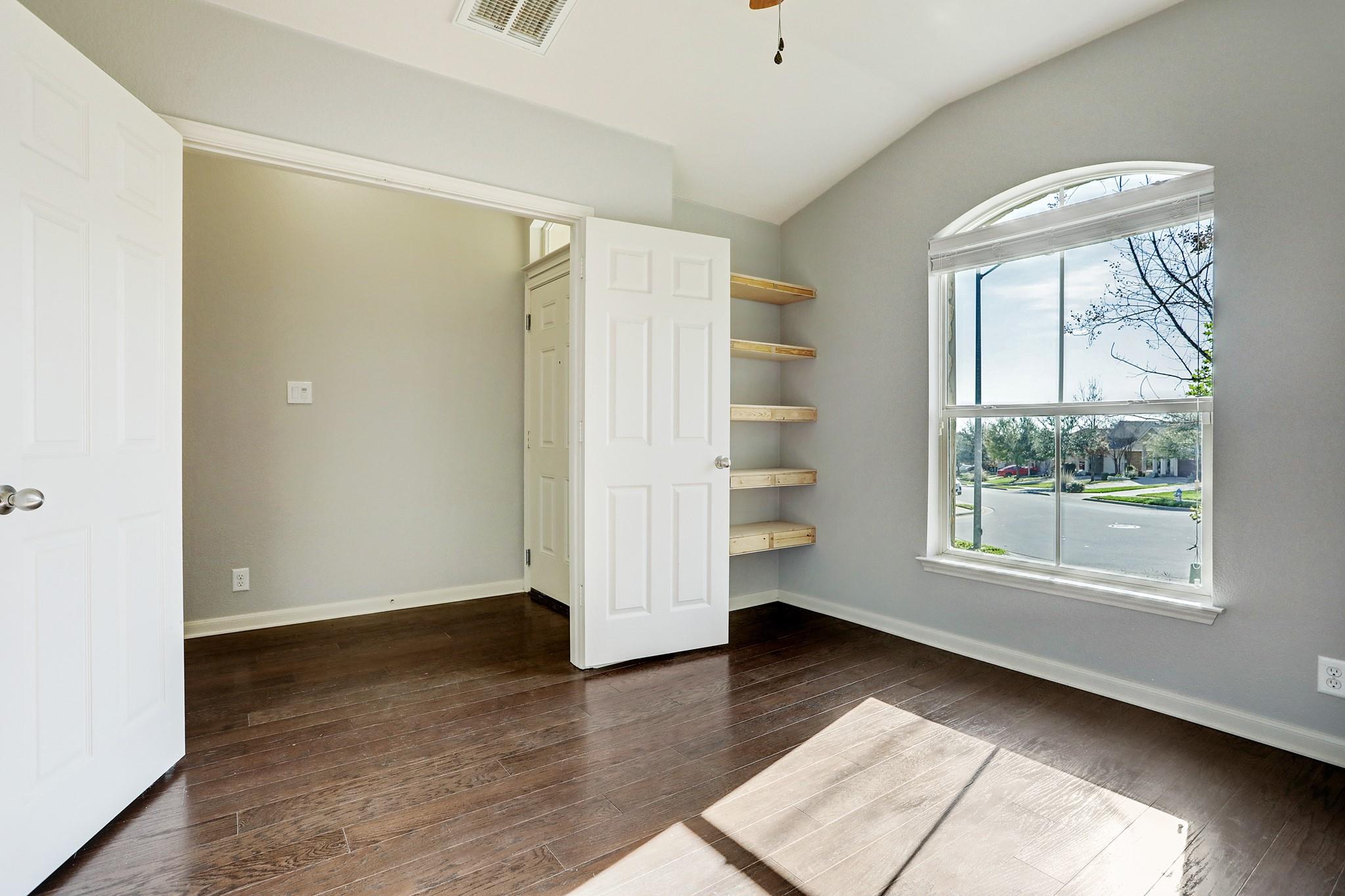 1213 Sunny Meadows Loop Property Photo 17