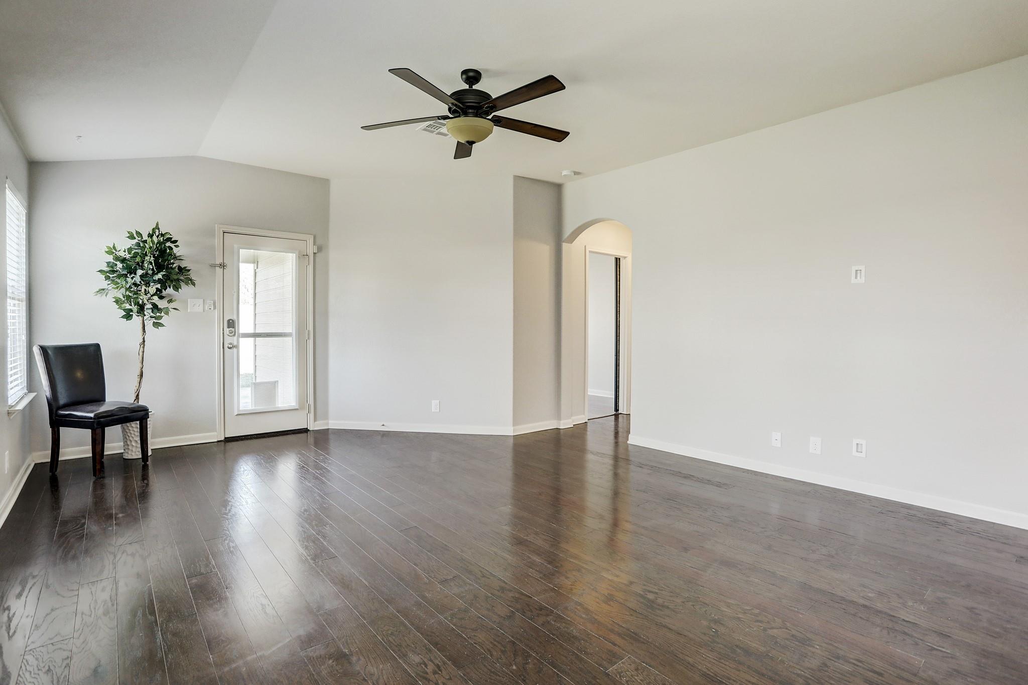 1213 Sunny Meadows Loop Property Photo 20