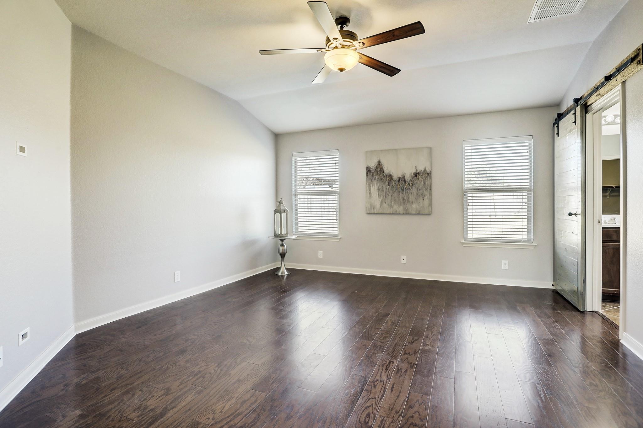 1213 Sunny Meadows Loop Property Photo 22
