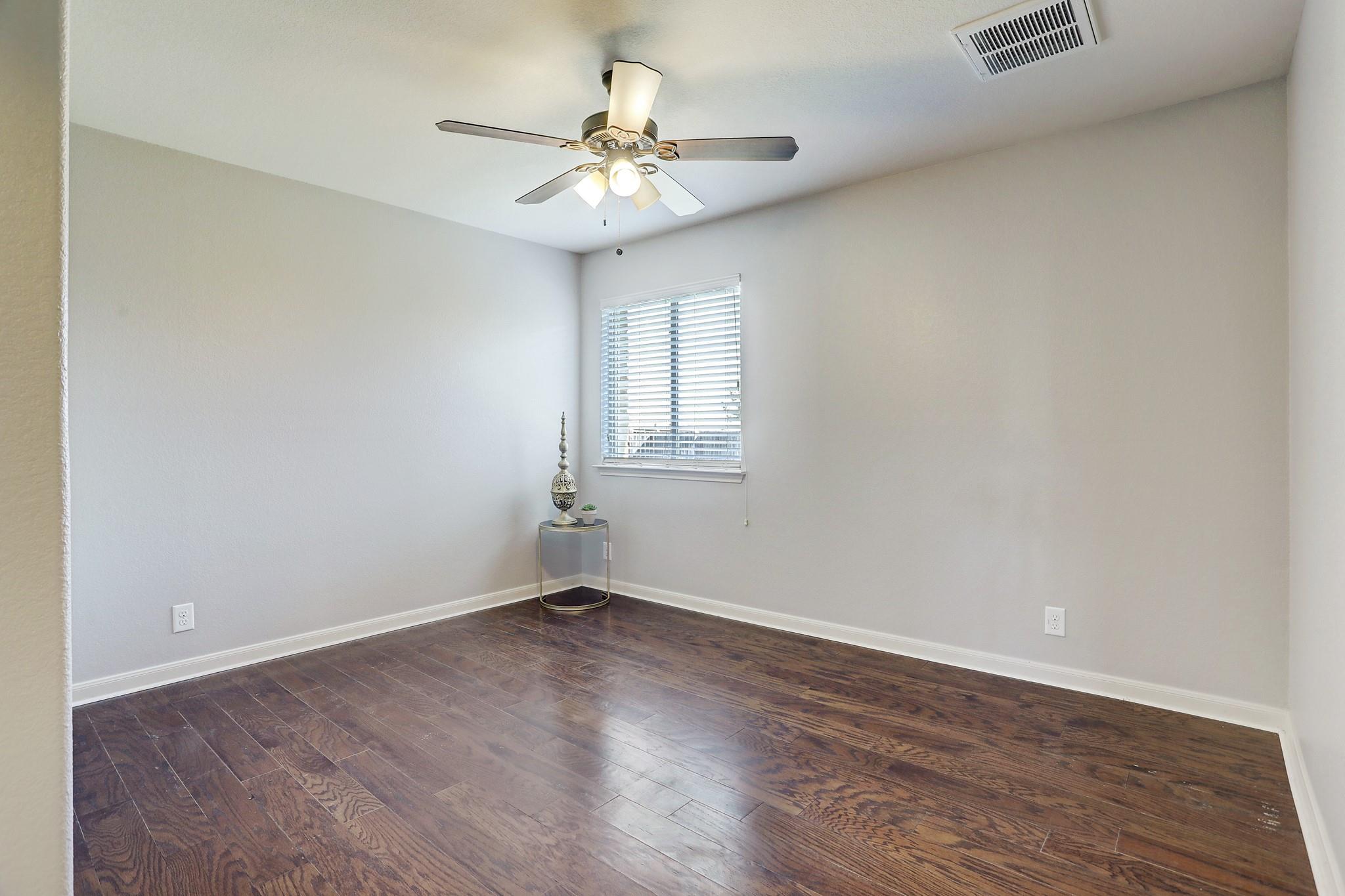 1213 Sunny Meadows Loop Property Photo 29
