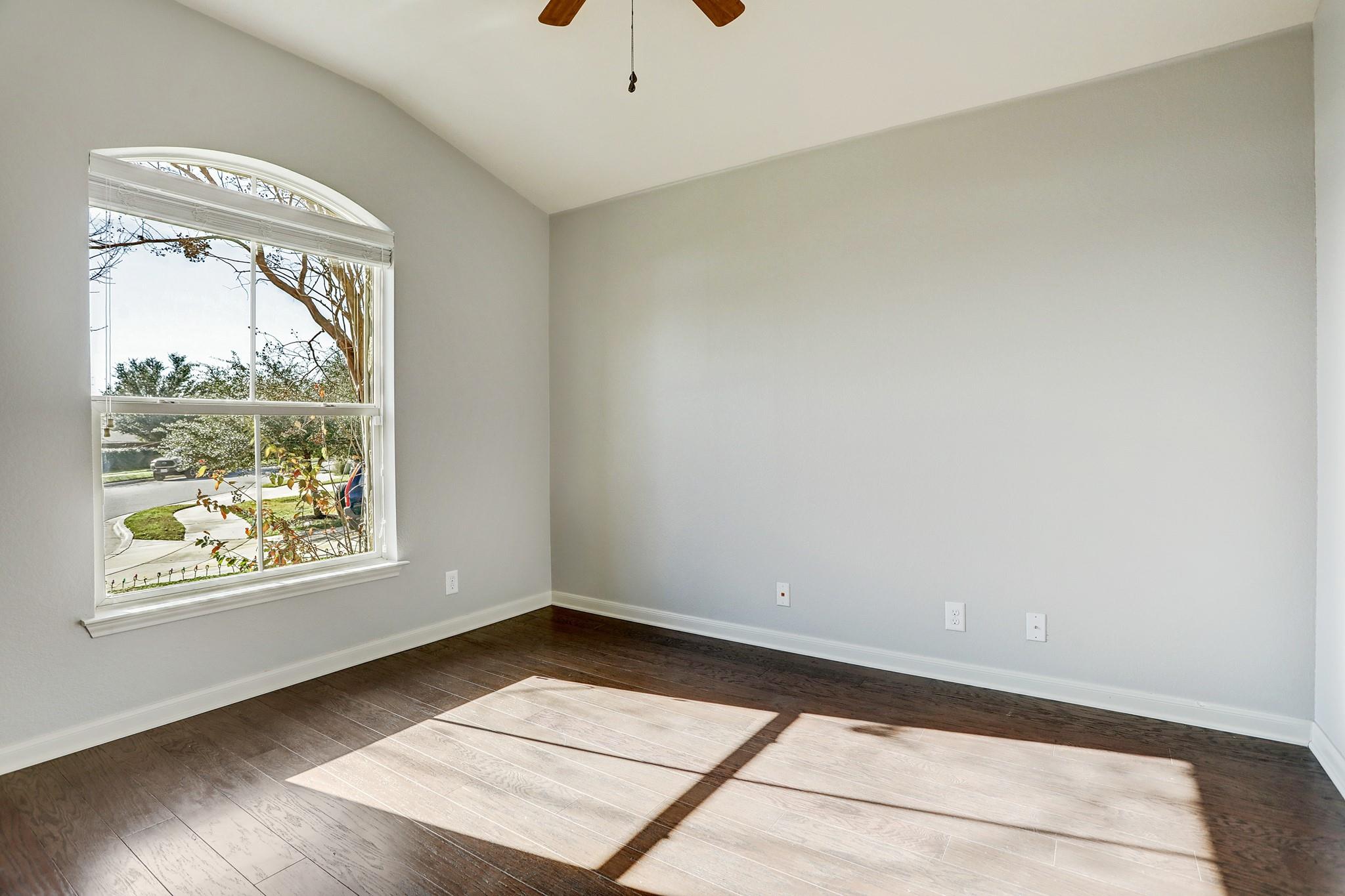 1213 Sunny Meadows Loop Property Photo 30
