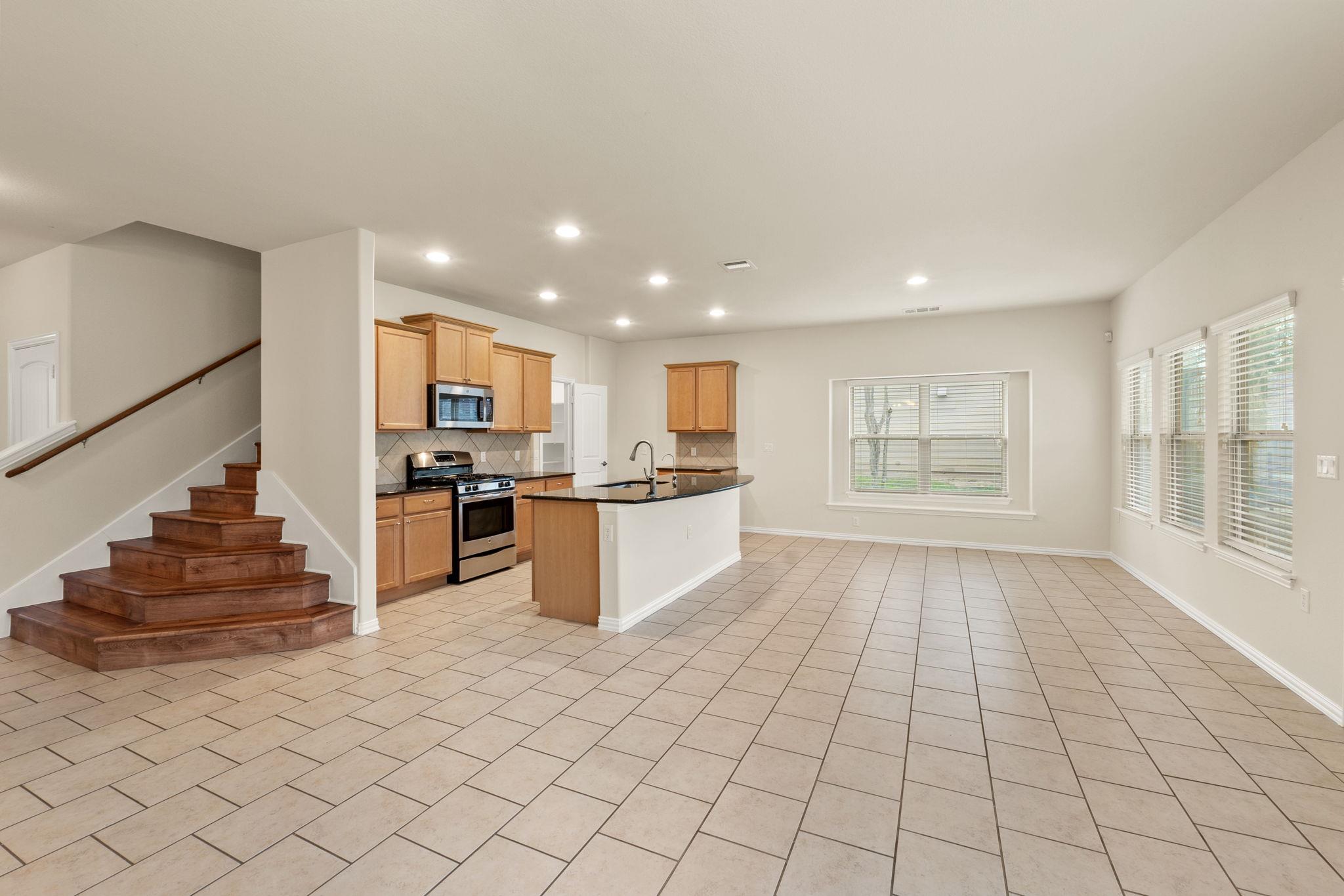 5713 Little Theater Bnd Property Photo 7
