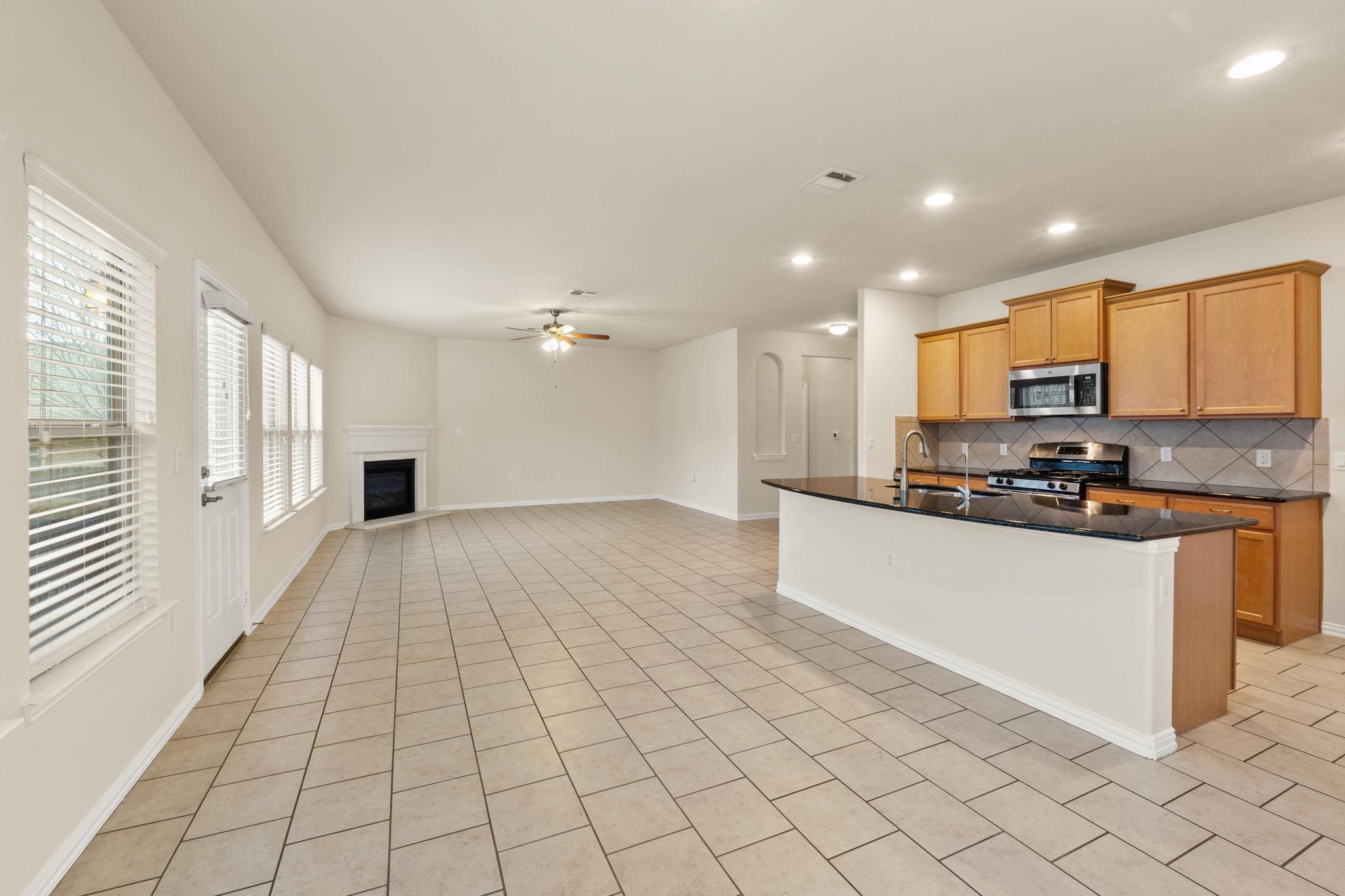 5713 Little Theater Bnd Property Photo 9